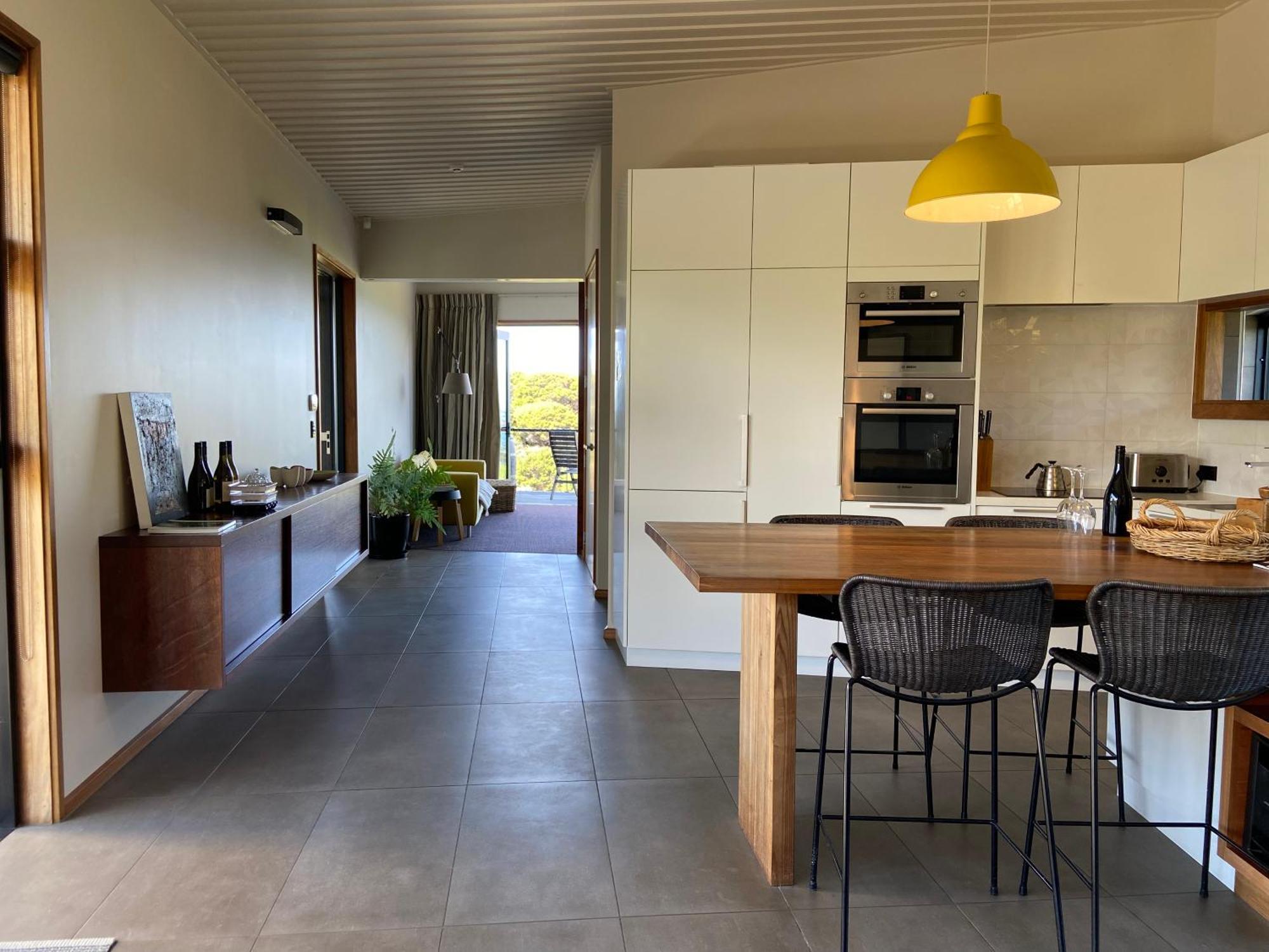 La Bodega Waiheke Island Ξενοδοχείο Surfdale Εξωτερικό φωτογραφία