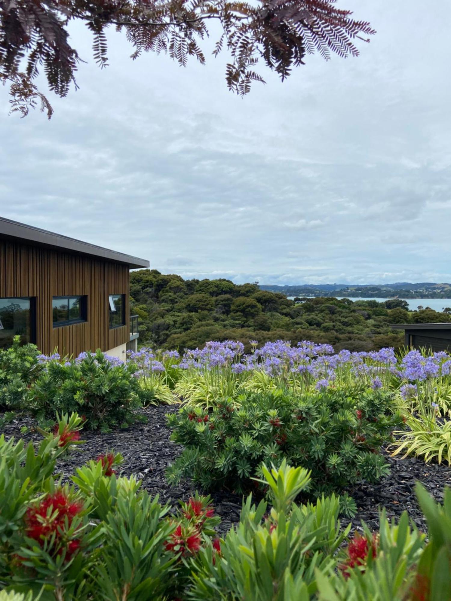 La Bodega Waiheke Island Ξενοδοχείο Surfdale Εξωτερικό φωτογραφία