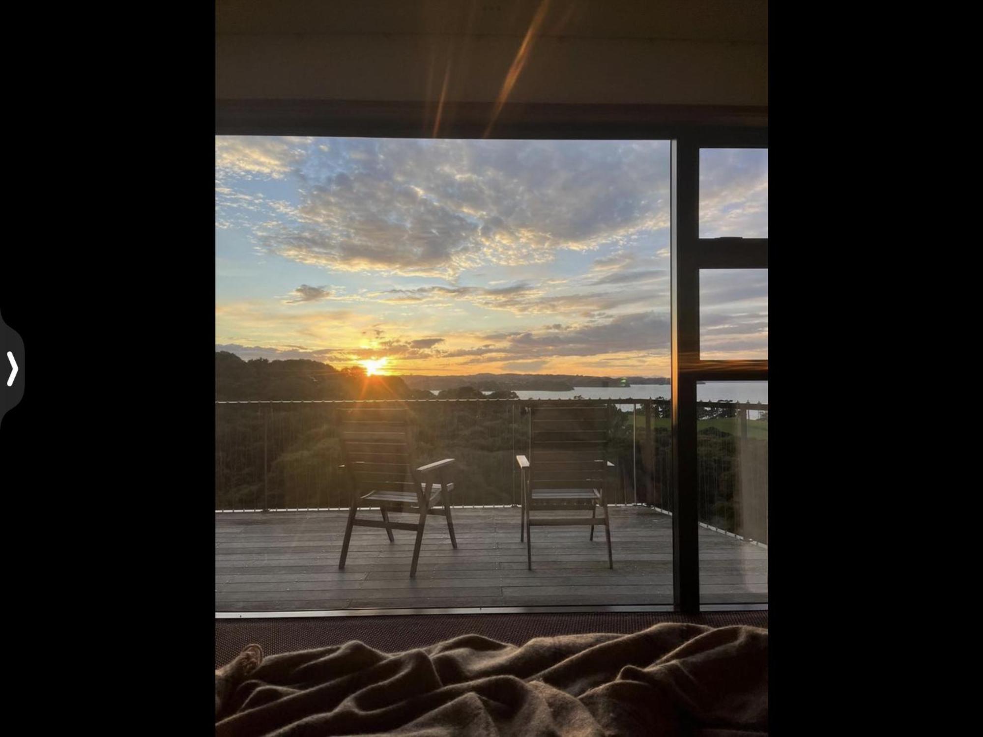 La Bodega Waiheke Island Ξενοδοχείο Surfdale Εξωτερικό φωτογραφία