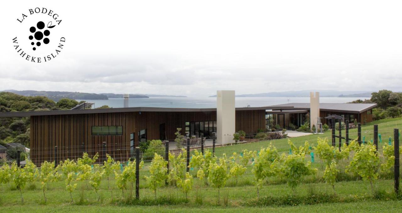 La Bodega Waiheke Island Ξενοδοχείο Surfdale Εξωτερικό φωτογραφία
