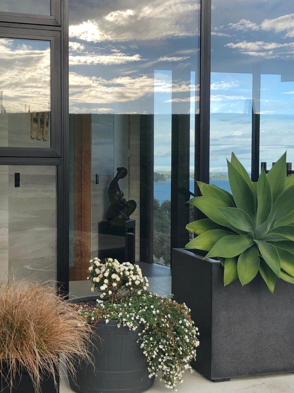 La Bodega Waiheke Island Ξενοδοχείο Surfdale Εξωτερικό φωτογραφία